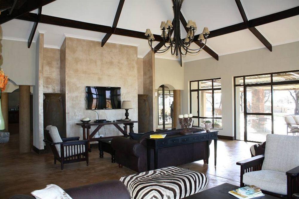 Otjiwa Safari Lodge Otjiwarongo Kültér fotó